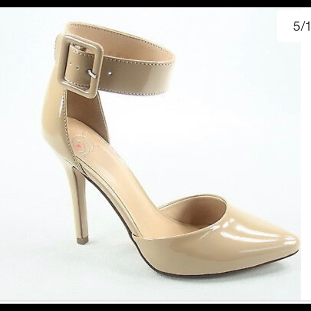 Delicious Women’s Nude Pointy Toe Ankle Strap Heel